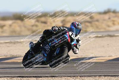 media/Dec-07-2025-CVMA (Sun) [[3e7d2de5dc]]/Race 10-Formula 40 Open/